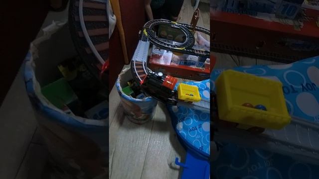 Едет, едет паровозик! смотреть онлайн