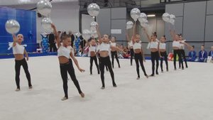 показательное выступление гимнасток