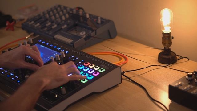 Fractured // Waldorf Iridium Aggressive Ambient смотреть онлайн