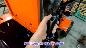 Самодельный минипогрузчик из листового металла. Сборка после покраски.