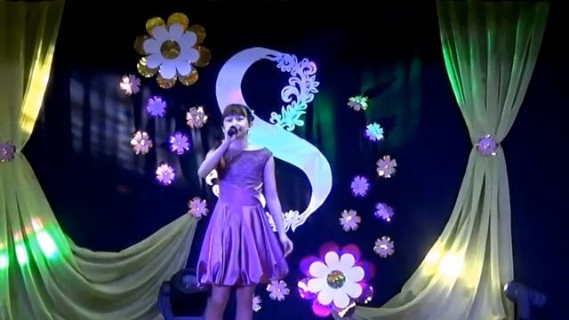 Алина Уразовская.  "Колокольчик мой хрустальный" смотреть онлайн