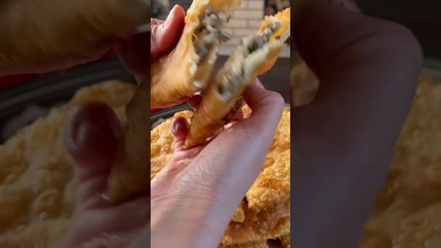 Лучший рецепт сочных чебуреков на канале #вкусно #рецепты #food #вкусноемясо