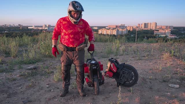 Обзор моноколеса Veteran Sherman L. Тест-драйв на бездорожье.