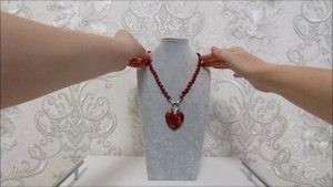 Колье из яшмы с кулоном коралл. Украшения из натуральных камней