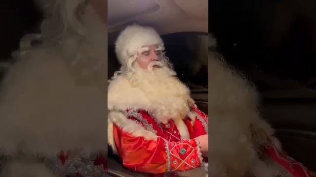ВЕСЁЛОЕ ПОЗДРАВЛЕНИЕ С НАСТУПАЮЩИМ