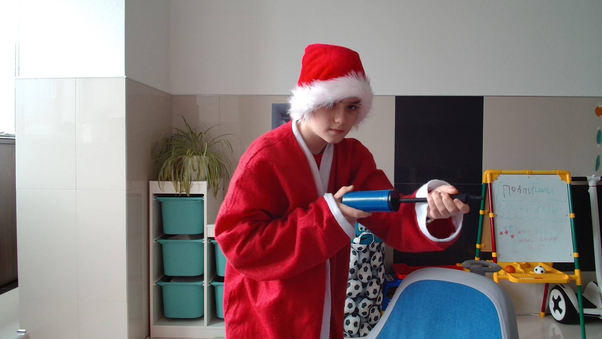 ДО НОВОГО ГОДА 3 ДНЯ! ИГРАЕМ НА СЕРВЕРЕ В MINECRAFT!