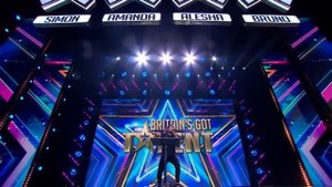 Audición Botón Dorado Britain’s Got Talent - Pyramids (Beatbox Loopstation) - MB14 Lyrics