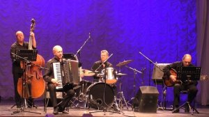 Ф. Лей музыка из к/ф "Мужчина и женщина" Играет аккордеонист Владимир Никулин Новосибирск