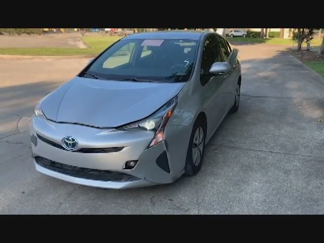 2016 Toyota Prius обзор для Покупателей. Все недочеты автомобиля который только купил На Аукционе