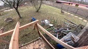 Я СПАС ЕГО ! ОН ЧУТЬ НЕ УМЕР ! НАВЕСА БОЛЬШЕ НЕТ ! ХУТОР В ЛЕСУ №523