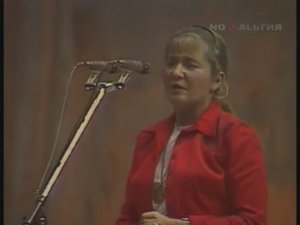 Юлия Друнина читает свои стихи (все видео)