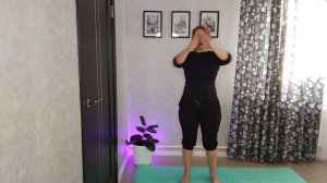 Упражнения для профилактики шейно-грудного остеохондроза / Для красивых рук и королевской осанки
