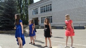 Нас учили быть птицами - на выпускном