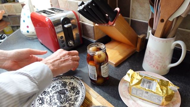 WEIRD BRITISH FOODS we haven't tried before