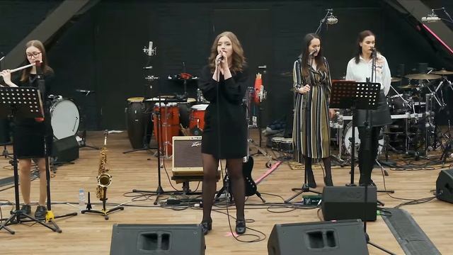 ЛЕНИНГРАДОСТЬ - "Я искала тебя" Мусатова Ксения