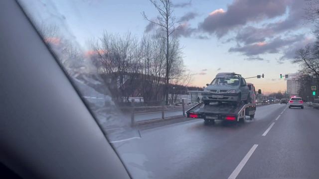 Осмотр купленного автомобиля (такую тачку не сможет позволить себе даже ЧЕРДАК !!!) смотреть онлайн