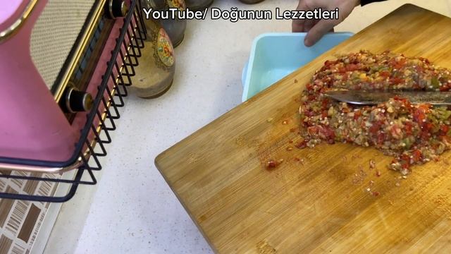 5 Pratik Ve Şık Meze Tarifi | Humus, Köz salata, Pancar mezesi, Haydari, Yoğurtlu Biber / Kolay Mez