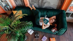 Запись стрима. Читаю книгу. Ричард Бах, Иллюзии. Начало. Цель: отработать навык чтения вслух