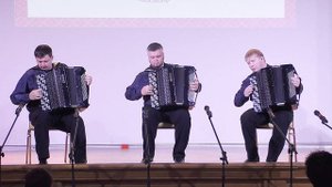 А.А. Володось Концертный парафраз на тему "Турецкого марша" Играет Зауральское трио баянистов