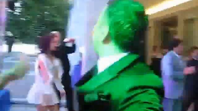 МЕДВЕДЕВ ТАНЦУЕТ в Питере!!)))