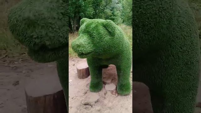 Как выглядят фигуры в парке г. Красногорска ?