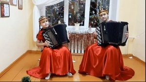 "Зарифа" - башкирская мелодия Дуэт баянисток "Йолдызчыклар" Анастасия Попова и Элина Хабирова