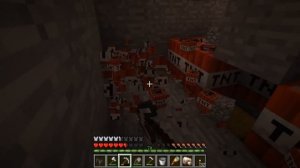 ЧТО ОБНАРУЖИЛ КОСТИК В ЭТОЙ СЕКРЕТНОЙ ПЕЩЕРЕ В МАЙНКРАФТ ! Алексбой Minecraft