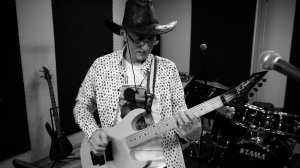 "Guitar Boogie" russian cover "Snezhnaya Baba" by Farxad Shuravee