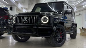 Mercedes-Benz G-class - бронирование кузова полиуретановой глянцевой пленкой