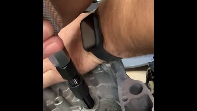 Harbor Freight Blind Bearing Puller Demonstration смотреть онлайн