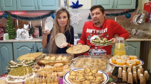МУКБАНГ 😋 Пробуем ВСЕ БЛЮДА НОВОГОДНЕГО СТОЛА за 5000 рублей 2025 🎄🎅
