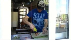 Эльдар Богунов "Реклама шаурмы"