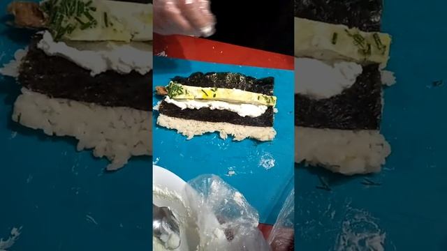 Как я готовлю ролл с омлетом