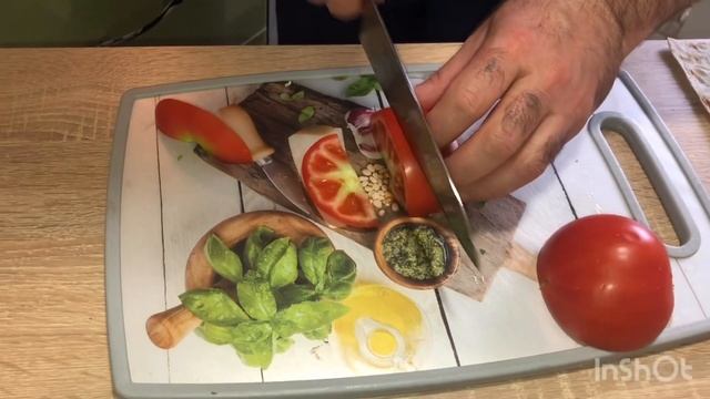 Сырная, горячая закуска в тонком лаваше. Сочная, ароматная закуска в хрустящем лаваше