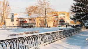 Комсомольский. Пришельцы из города