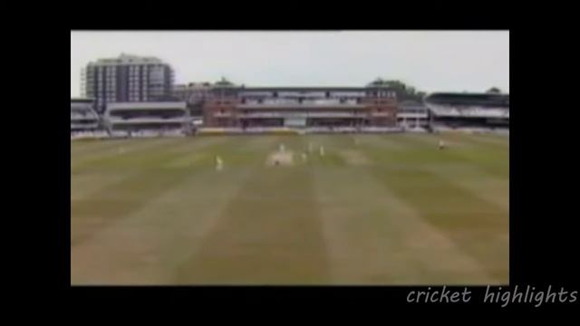 Kapil Dev hits 4 sixes in 4 balls to save India from follow on смотреть онлайн