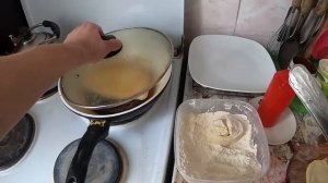 Чебуреки с тушёная капустой.
