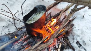 Зимняя рыбалка на мормышку и донки. Уха на костре. Отличный отдых на природе.