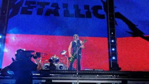 Metallica - Spit out the bone