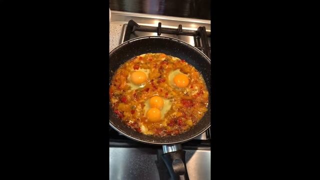 Восточный завтрак-Шакшука