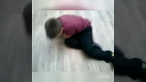 Школьник упал и сломал руку