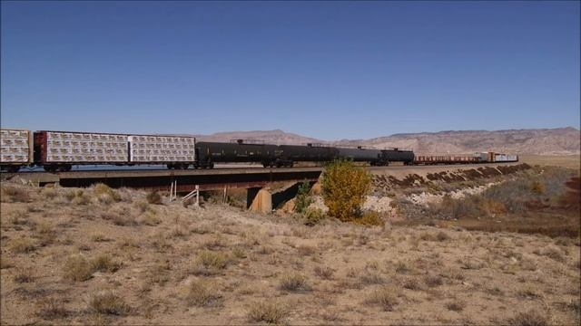 BNSF Southbound Manifest at Tough Creek, WY 10/13/22 смотреть онлайн
