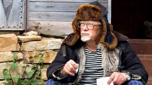 ВНУКИ СПАЛИЛИ ДЕДУ САРАЙ УШЕЛ в ОТШЕЛЬНИКИ в ЛЕС ДЕД ПРИКОЛИСТ КУРИЛЬЩИК СУДЬБА ЖИЗНЬ в ТАЙГЕ