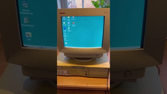 Большую языковую модель запустили на 26-летнем ПК с Pentium II на борту