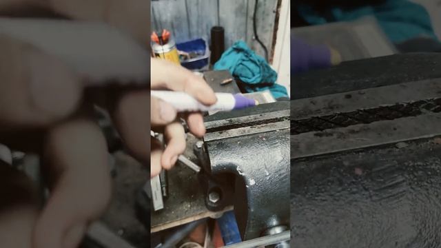 Маркеры масляные.