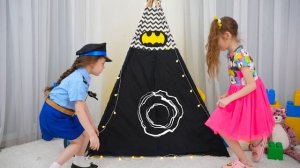 Eva and School stories with friends and little brother