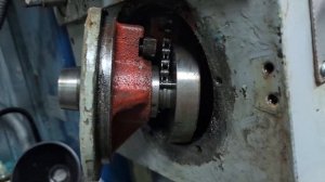 Устраняю течь. Ремонт сверлильного станка 2н135.