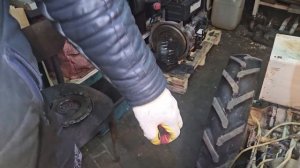 Установка адаптера выжимного подшипника КМЗ-012 под сцепление Lombardini 3LD510 (15.04.2024)