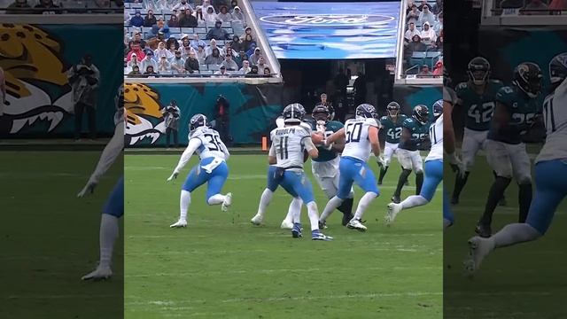 Devin Lloyd intercepts the Mason Rudolph pass vs. Tennessee Titans