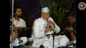 Raga Darbari - Ustad Bismillah Khan playing Shehnai for Shri Mataji & Yogis in France  Part 4 of 5